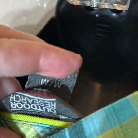 Outdoor research men’s medium jinx shirt plaid button up lightweight gorpcore - Picture 4 of 6